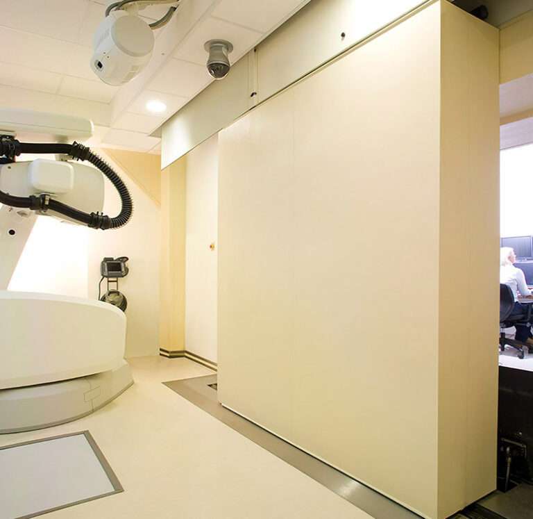 King Plasti Shield Protective Door Panel